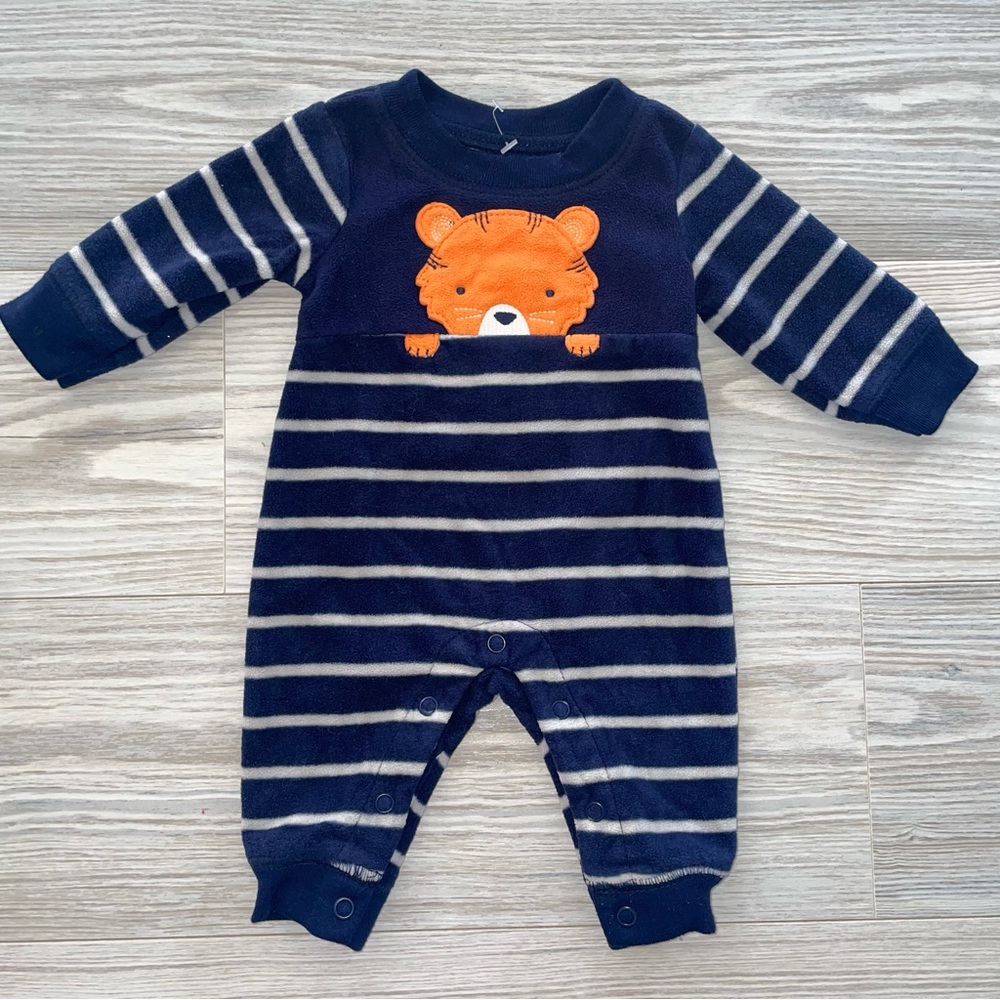 Carter’s Baby Boys Tiger Peek One-Piece Outfit Newborn